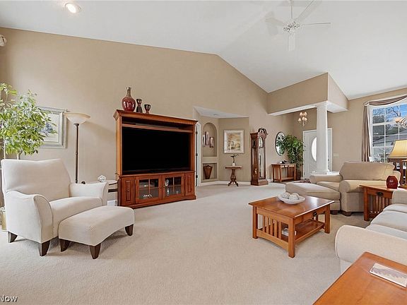 4th image of 3327 Stillwater Ave NW