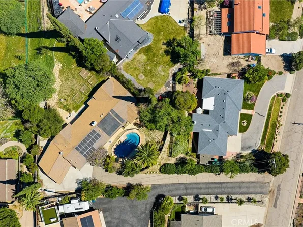 215 Hilltop Dr, Paso Robles, CA 93446