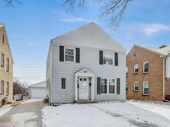 8933 West Hawthorne AVENUE #8935, Milwaukee, WI 53226