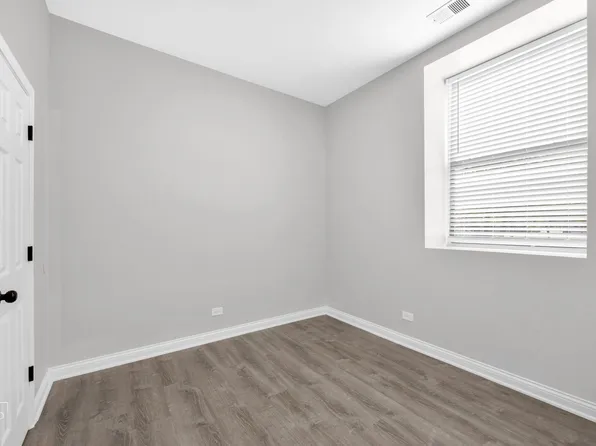 801-05 E Drexel Square Chicago, IL 60615