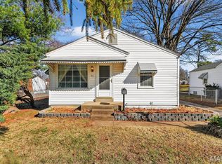 1 Wescott Dr, Florissant, MO 63031