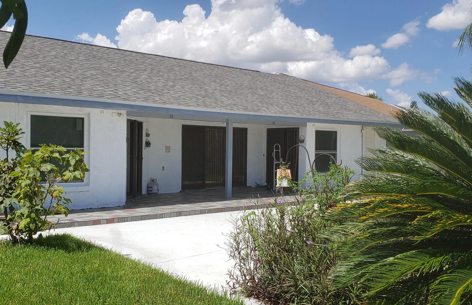4 bed, 2026 sqft, $3,000 — Photo 3