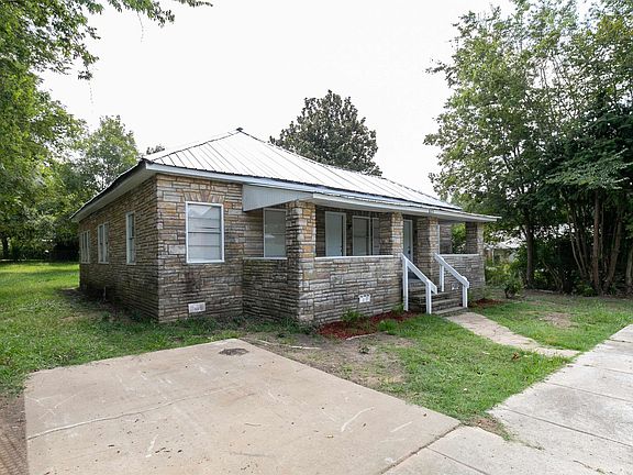 2nd image of 805 Galveston St
