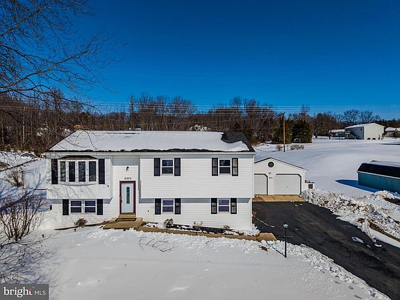 2nd image of 3370 Grandview Dr