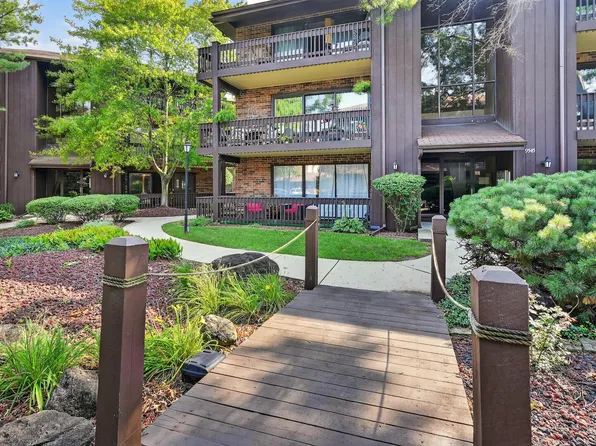 9545 Southwest Hwy APT 1E, Oak Lawn, IL 60453