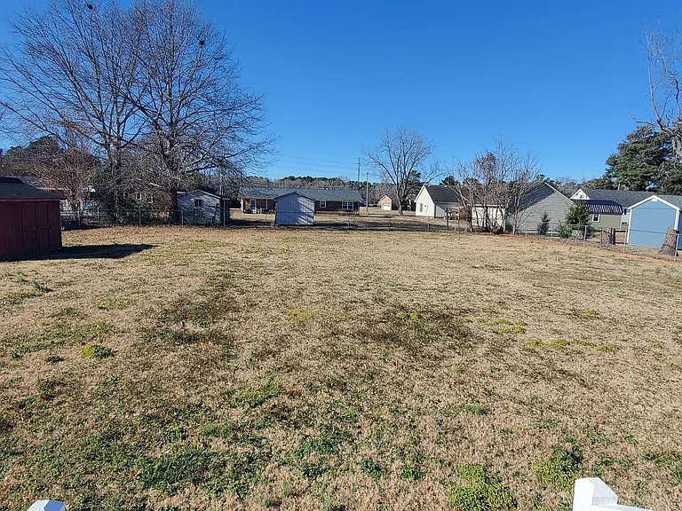 501 Alton St — Photo 15
