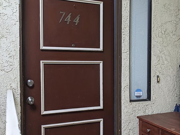 2nd image of 27929 Tyler Ln