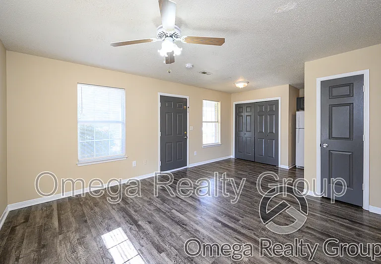 40 Ratliff St #15 — Photo 5