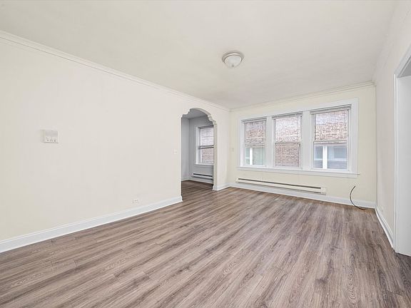 2nd image of 2936 W Palmer St #1170