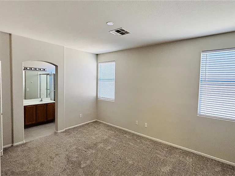 10660 Windrose Point Ave — Photo 9