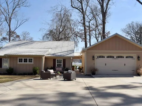 135 Phil Jones Rd, Cobb, GA 31735