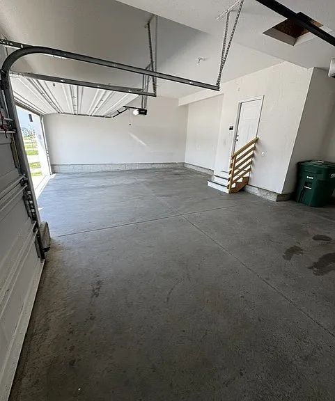 3 car garage