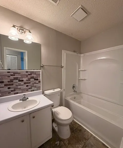 2116 Greenoaks Rd #1B — Photo 13