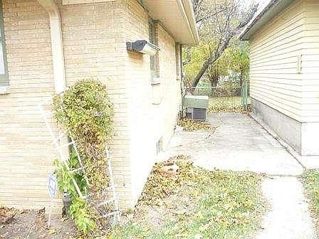 3rd image of 4500 N 75th St