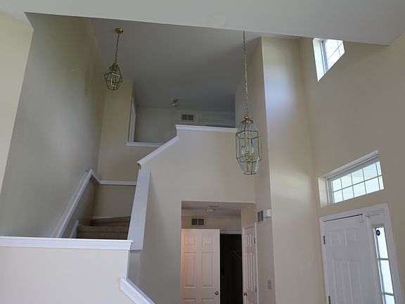 2nd image of 1507 Vineyard Dr
