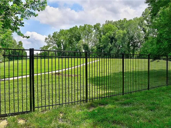 2203 Shepherds Ct, Chesapeake, VA 23320