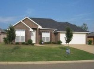 632 Oak Ridge Way, Pearl, MS 39208