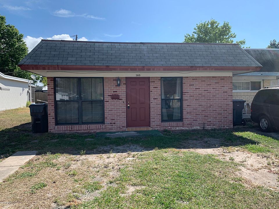 1st image of 165 W Towne Pl #165