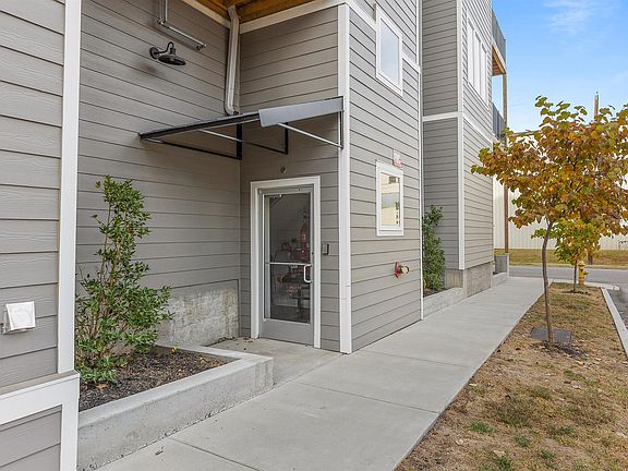 5th image of 1445 Fagan St Unit 206