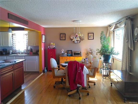4th image of 130 N Transit Hill Dr
