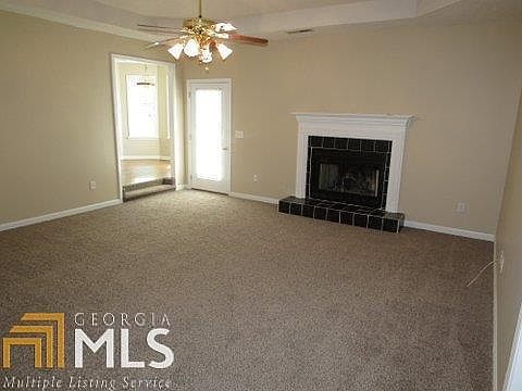 3rd image of 40 Woodstream Dr