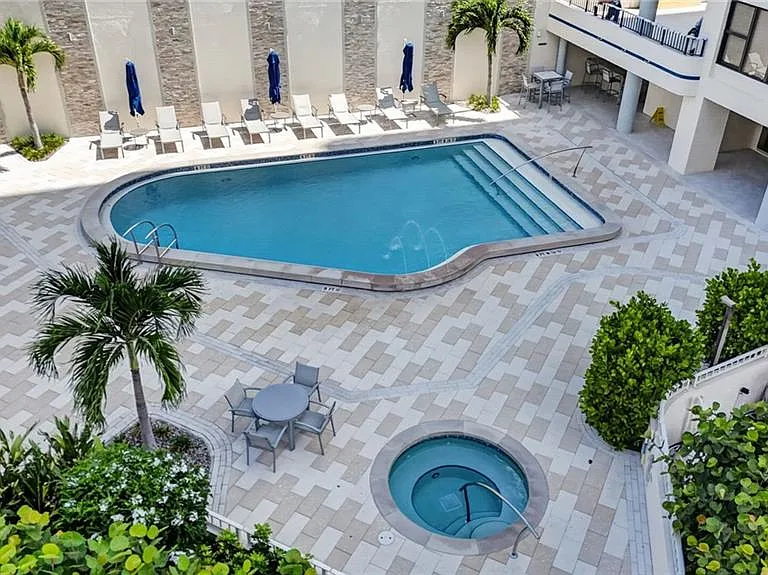 4451 Gulf Shore Blvd N #1604 — Photo 30