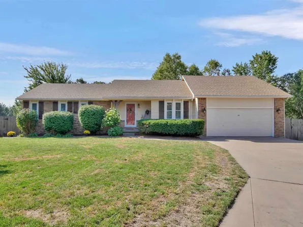 324 N Valleyview Ct, Andover, KS 67002