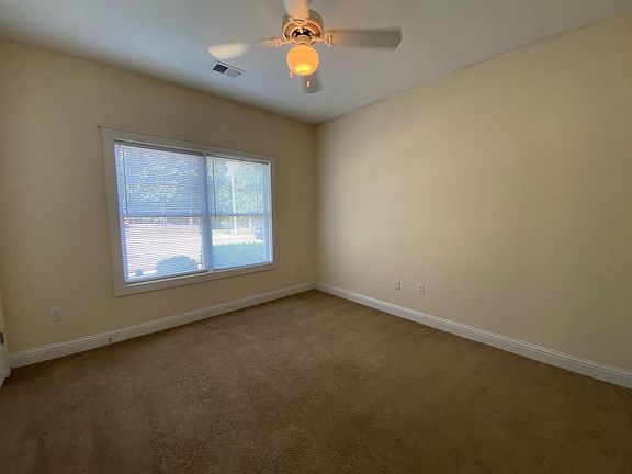 4th image of 118 Magnolia Bluff Dr