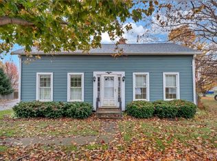 7153 Sisson Hwy, Hamburg, NY 14075