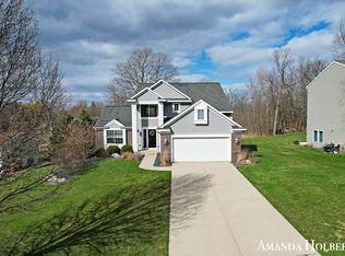 2865 Sunset Ridge Ct NE, Rockford, MI 49341