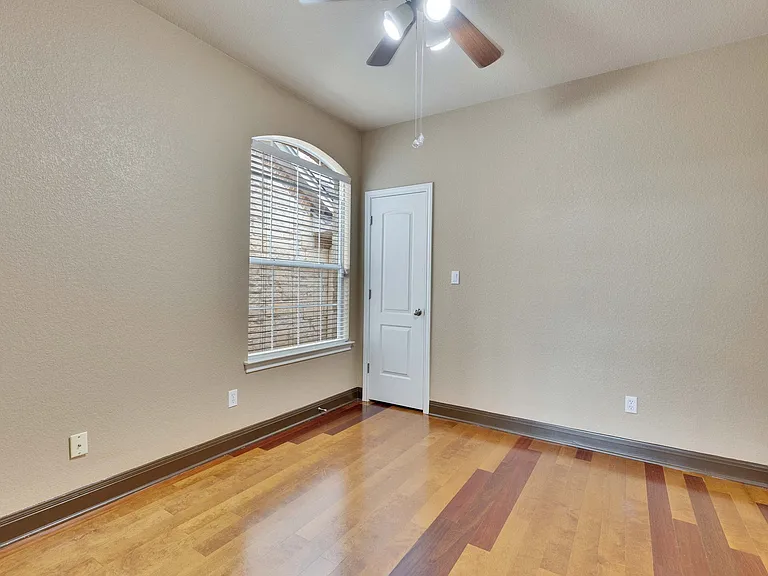 109 Aria Rdg #905 — Photo 30
