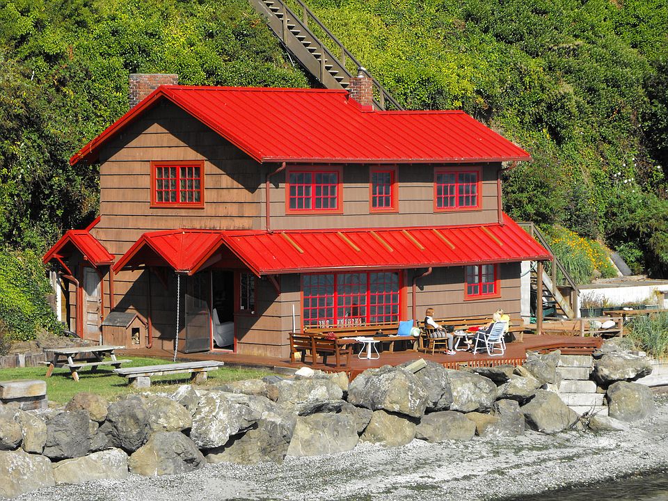 2nd image of 9215 NE Shore Dr