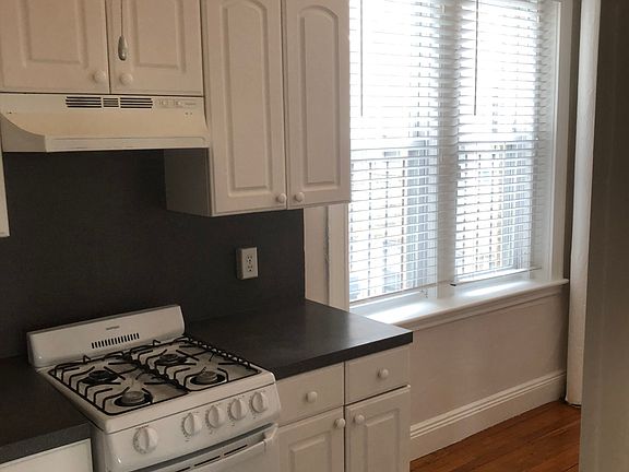 2nd image of 121 Park Dr APT 27