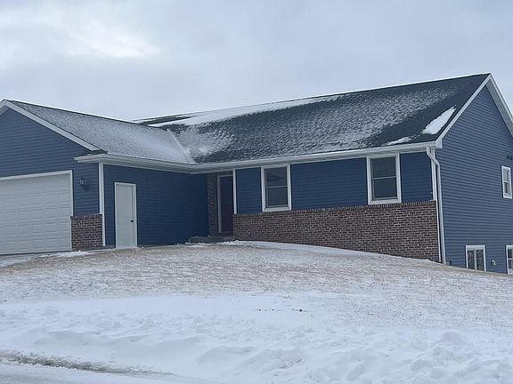 3rd image of 1595 Cornerstone Cir