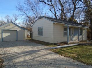 2104 Green Ave, Manhattan, KS 66502