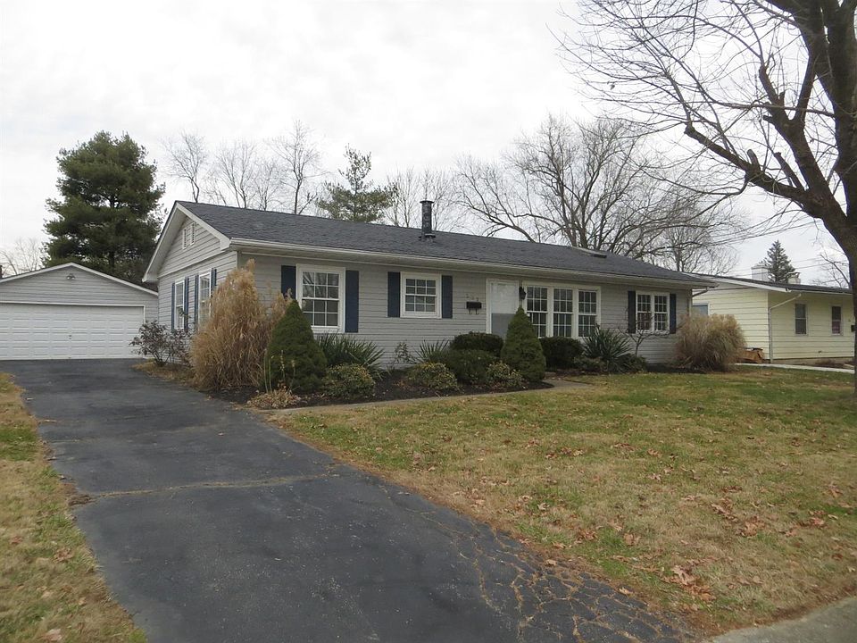 1st image of 211 Whitewater Dr