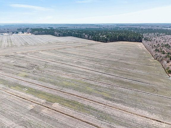 4th image of 556B Gallbush Rd