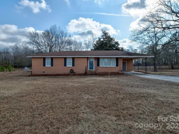 4764 Peach Orchard Rd, Pageland, SC 29728