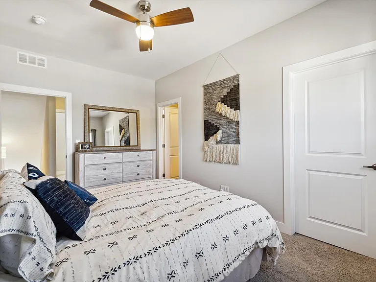 Main bedroom