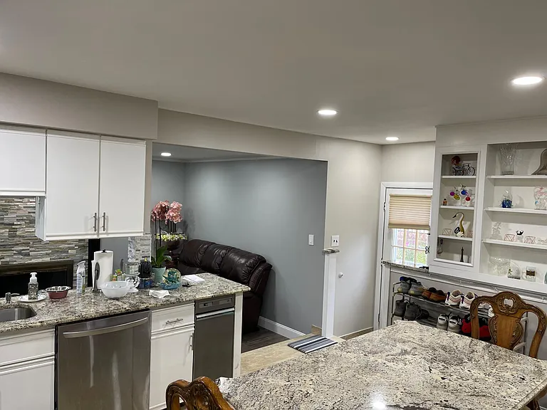 12836 Pomona Dr — Photo 12