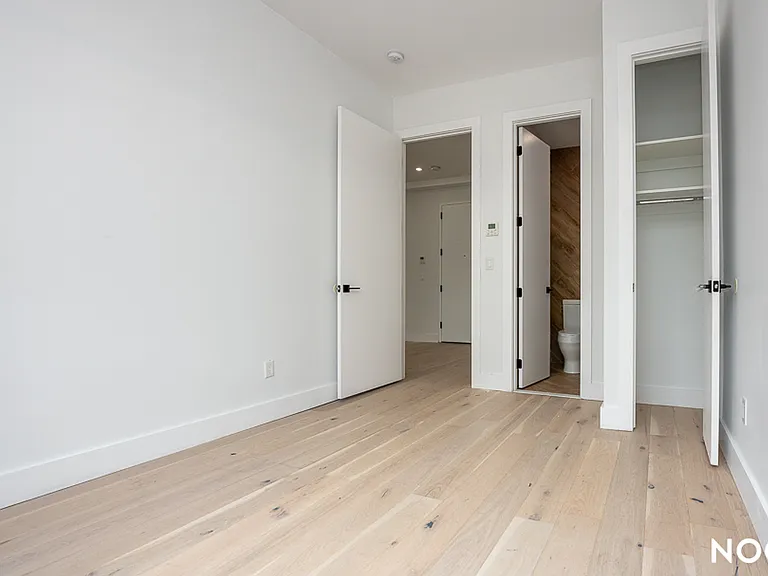 491 Evergreen Ave #2B — Photo 17