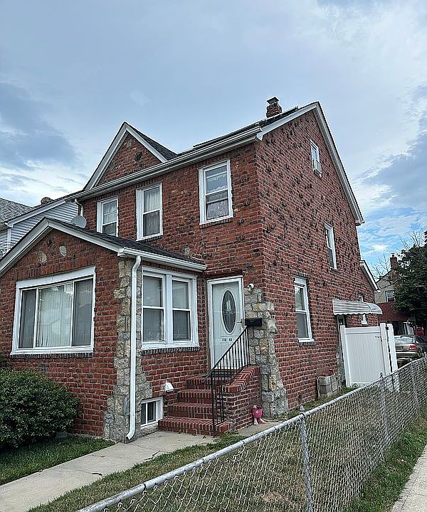 1st image of 11243 209th St