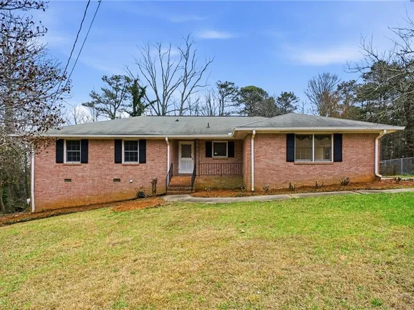 2378 Cambridge St, Snellville, GA 30078
