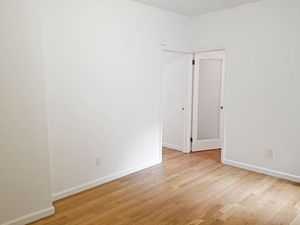 1st image of 240 W 15th St APT 29
