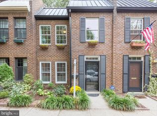 414 S Columbus St, Alexandria, VA 22314