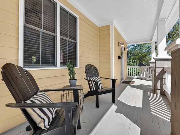 3rd image of 121 E Seeman St