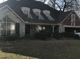 8508 S Millwood Rd E, Broken Arrow, OK 74011