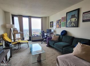 1420 Locust St APT 26L, Philadelphia, PA 19102