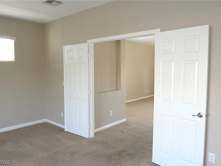 4054 Lower Saxon Ave — Photo 28