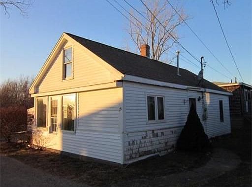 2nd image of 15 Bancroft St